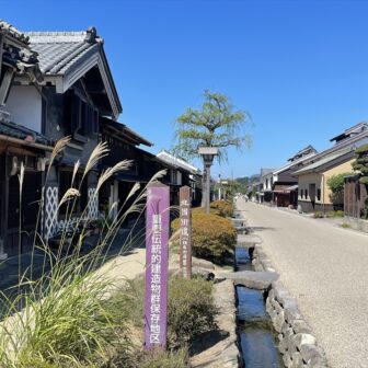 A Nagano post town on Hokkoku kaido, an Edo-time highway, branched off from Nakasendo